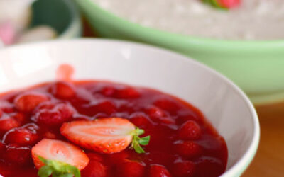 Erdbeer-Kompott mit gefrorenen Erdbeeren