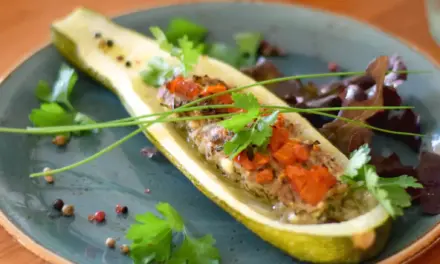 Gefüllte Zucchini mit Hackfleisch