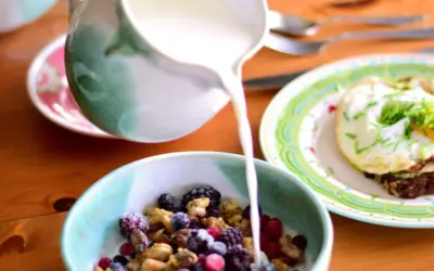 33 Frühstücksideen gesund und lecker für ein gutes Frühstück Granola mit Vanille und Kardamom