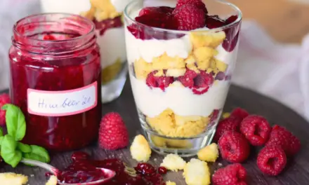 Himbeere Dessert im Glas