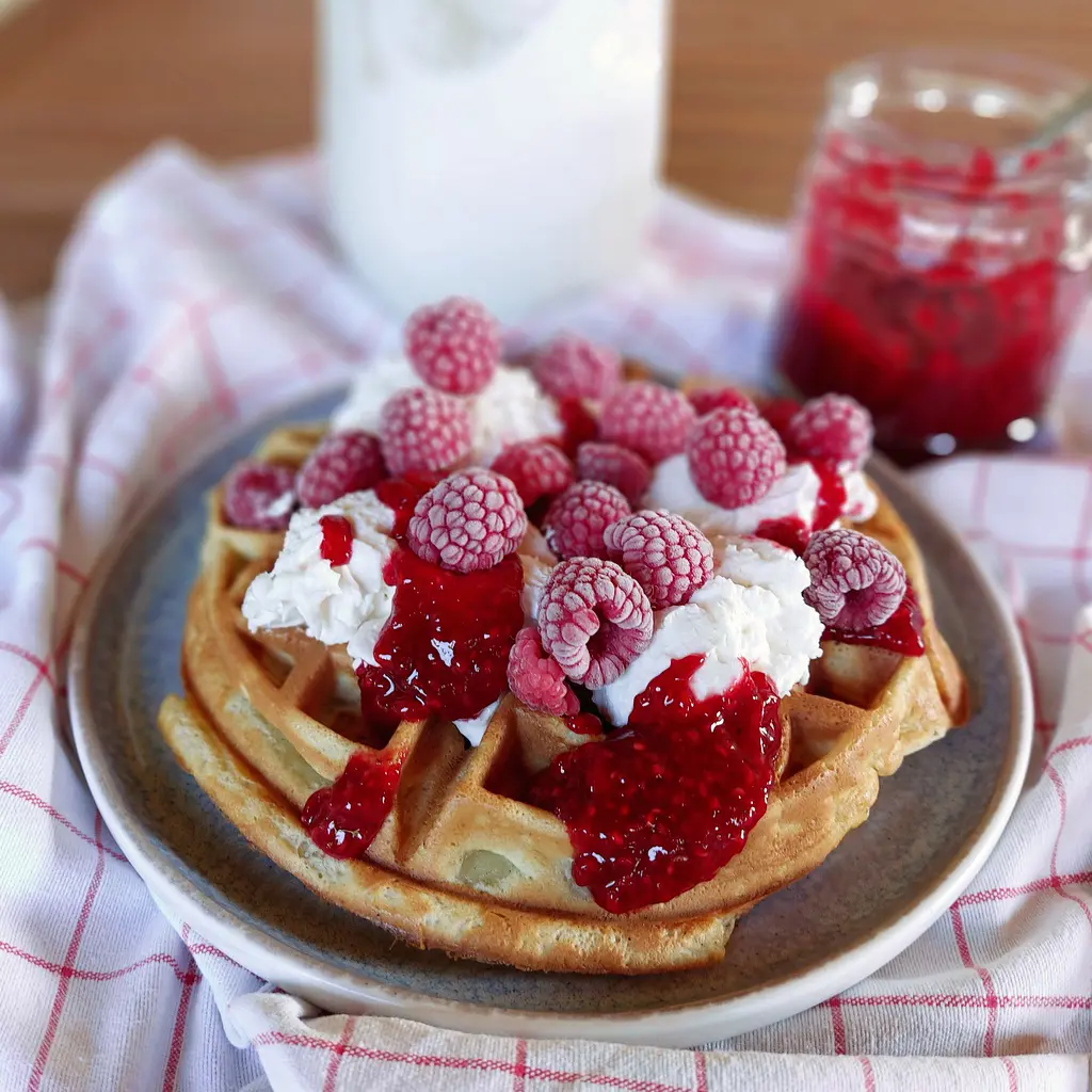 Himbeersauce aus gefrorenen Himbeeren – Rezept Himbeersauce aus gefrorenen Himbeeren