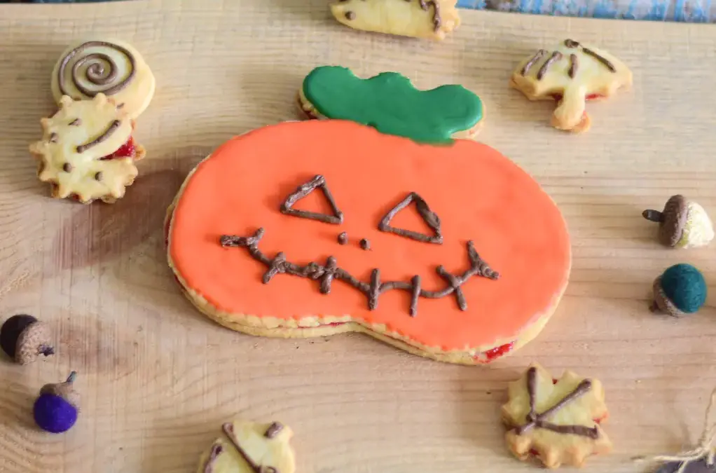 Leckere Kekse backen mit Marmelade