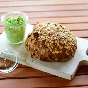 kleines Gewürzbrot mit Früchtemüsli
