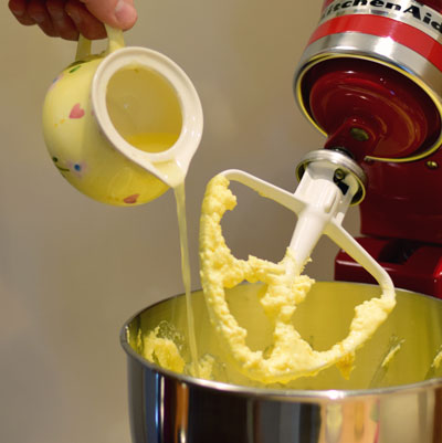 1. Schritt - Frisch gepresster Zitronensaft