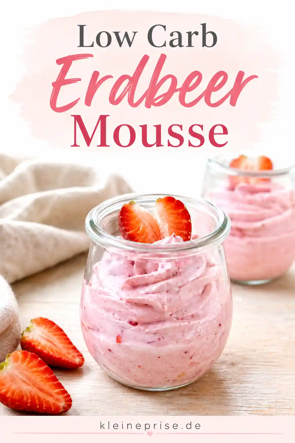 Low Carb Erdbeer Mousse Pinterest Pinterest Grafik für Low Carb Erdbeer Mousse mit cremigem Erdbeer Dessert im Glas