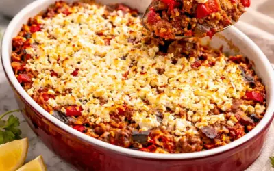 Einfache Rezepte und Spielideen für Kinder Low Carb Griechischer Hackfleisch-Feta-Auflauf