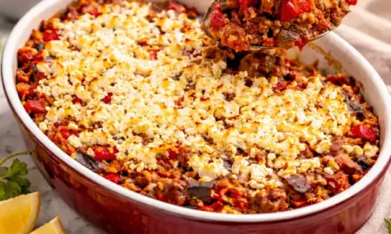 Low Carb Griechischer Hackfleisch-Feta-Auflauf