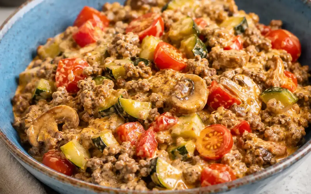 Low Carb Götterquark Rezept Low Carb Hackfleisch-Gemüse-Pfanne einfach und cremig