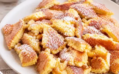 Einfache Rezepte und Spielideen für Kinder Low Carb Kaiserschmarrn einfach aus der Pfanne