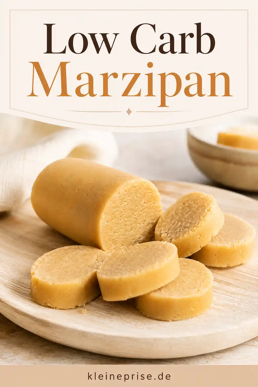 Low Carb Marzipan Rezept Pinterest Grafik für Low Carb Marzipan mit Marzipanrolle und Scheiben