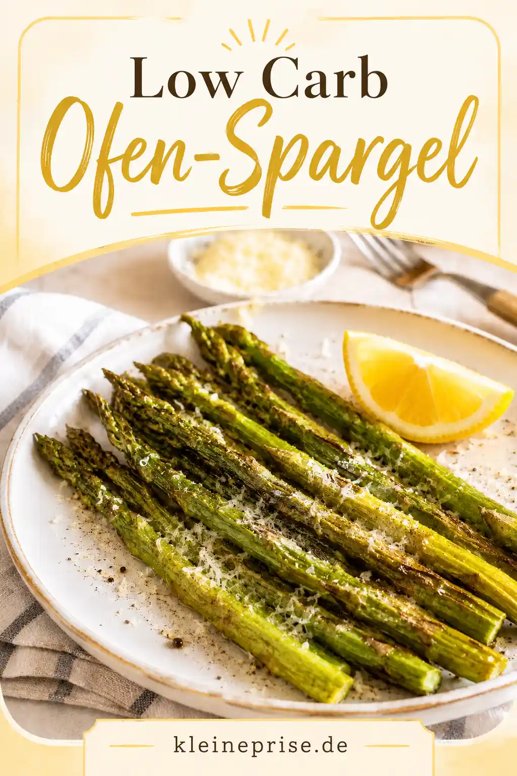 Low Carb Ofen Spargel Pinterest Bild Pinterest Grafik für Low Carb Ofen Spargel mit geröstetem grünem Spargel, Parmesan und Zitrone
