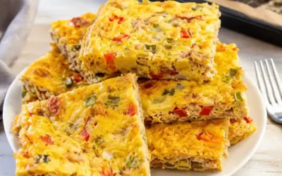 Low Carb Fehler für Anfänger: Diese Stolperfallen solltest du kennen Low Carb Thunfisch-Frittata vom Blech mit Paprika