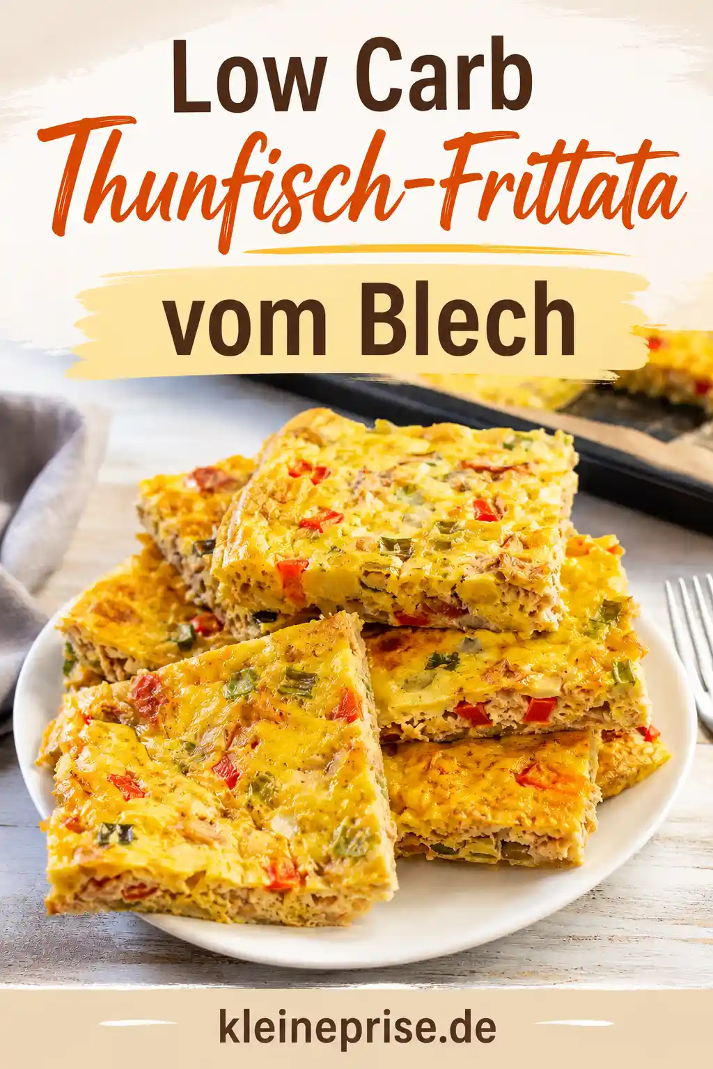 Low Carb Thunfisch Frittata vom Blech Pinterest Pinterest Grafik für Low Carb Thunfisch Frittata vom Blech mit gestapelten Frittata Stücken