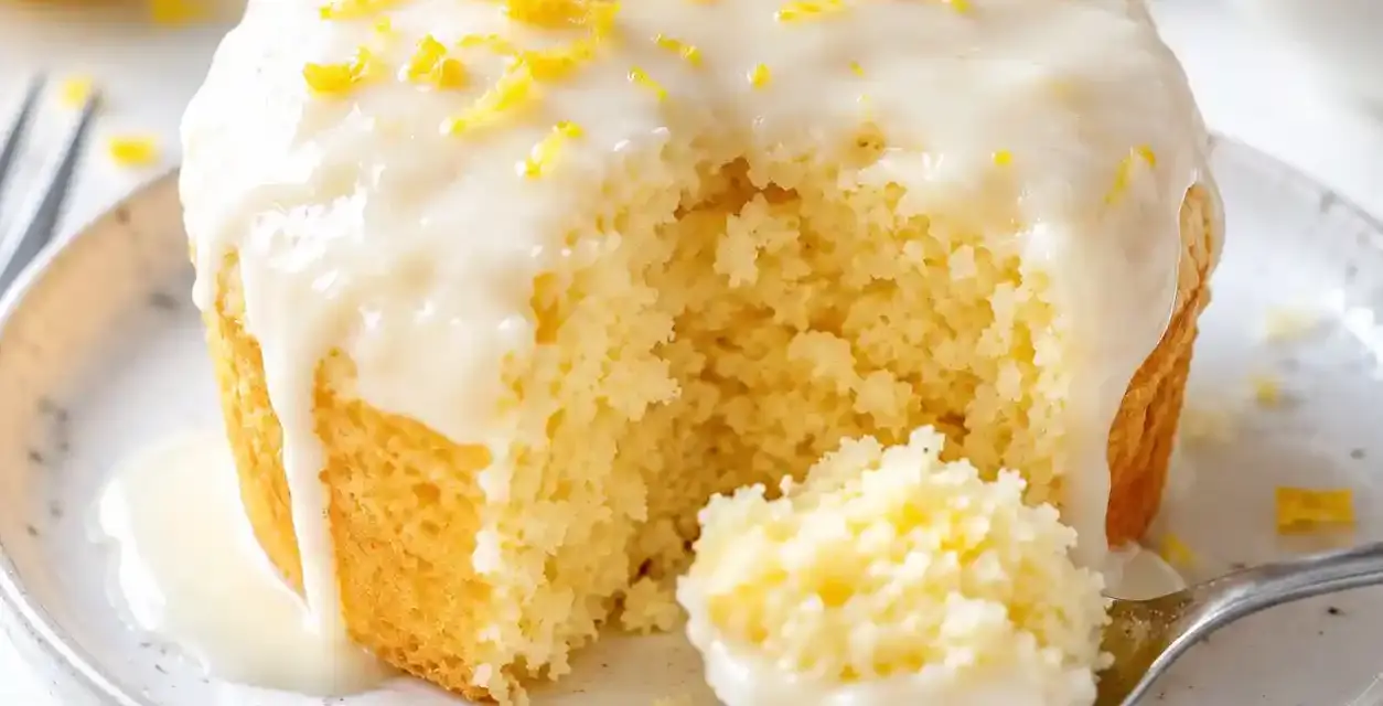 Low Carb Zitronen Tassenkuchen aus der Mikrowelle