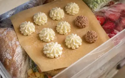 Einfache Rezepte und Spielideen für Kinder Schlagsahne einfrieren – so klappt es richtig